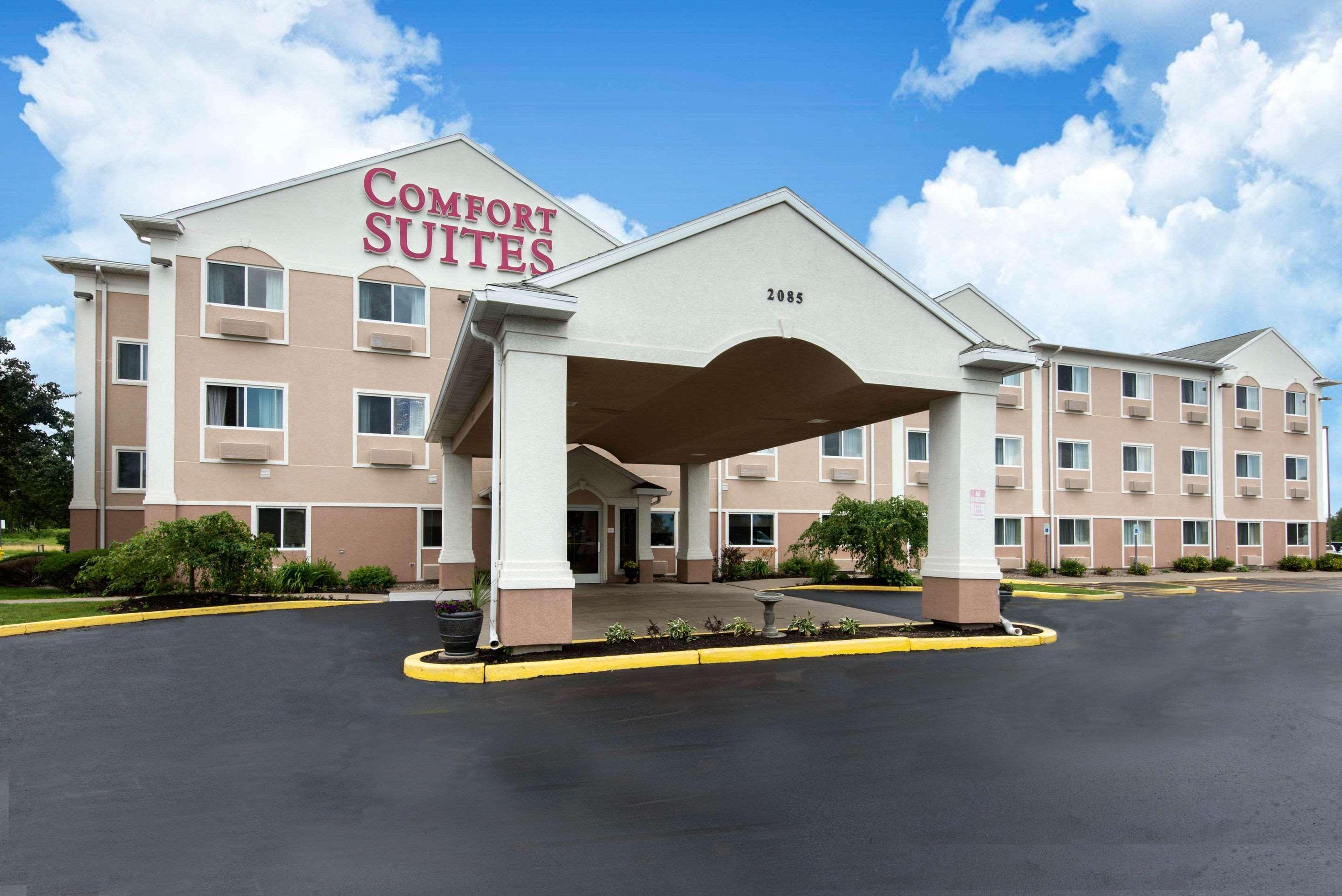 Comfort Suites Rochester Henrietta University Area Exterior foto